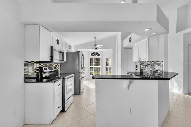 225 LANCER OAK DRIVE, Apopka, FL 32712