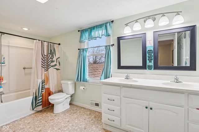 650 E Pearl Street, Whiteland, IN 46184