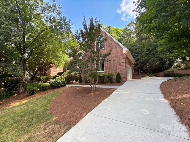 3711 Surry Ridge Court, Charlotte, NC 28210