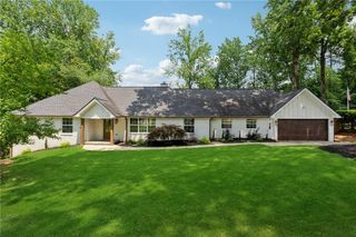 690 Amberidge Trail, Atlanta, GA 30328