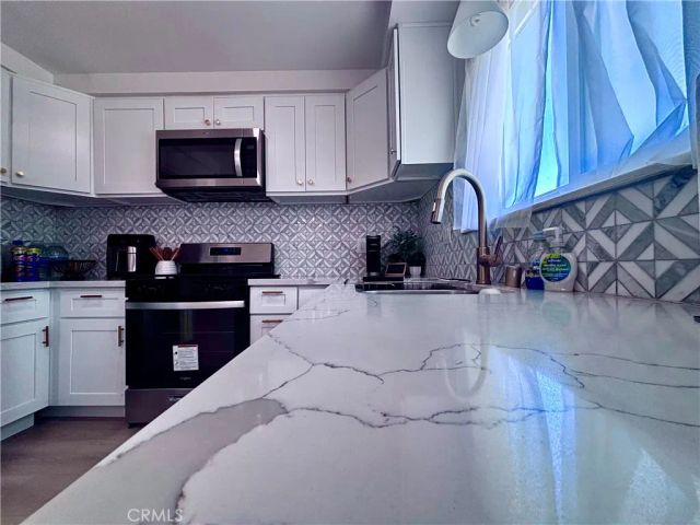 2969 Crestwood Place, Riverside, CA 92503