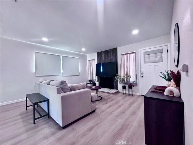 2969 Crestwood Place, Riverside, CA 92503