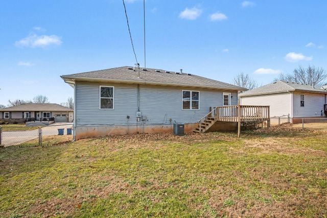 2004 S 14th Street, Ozark, MO 65721