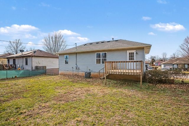 2004 S 14th Street, Ozark, MO 65721