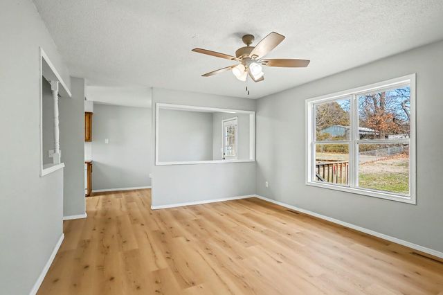 2004 S 14th Street, Ozark, MO 65721