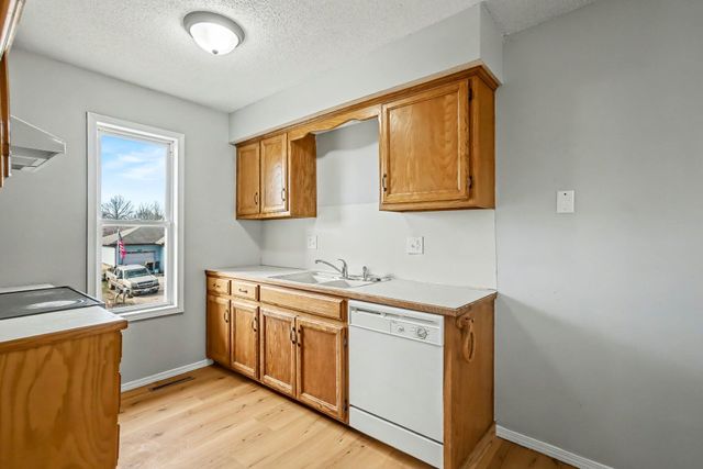 2004 S 14th Street, Ozark, MO 65721