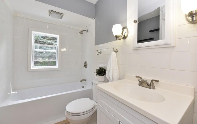 6121 Spring STREET, Mount Pleasant, WI 53406