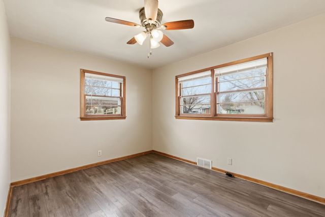 201 W Kinkaid St, Wichita, KS 67213