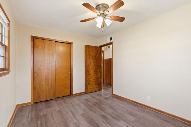 201 W Kinkaid St, Wichita, KS 67213