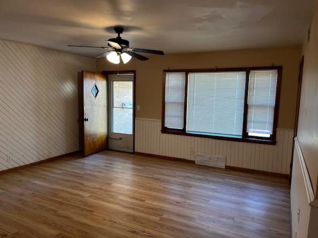 201 W Kinkaid St, Wichita, KS 67213