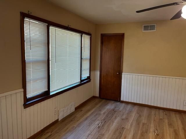 201 W Kinkaid St, Wichita, KS 67213