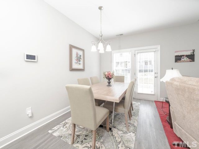 560 Barneswyck Drive, Fuquay Varina, NC 27526