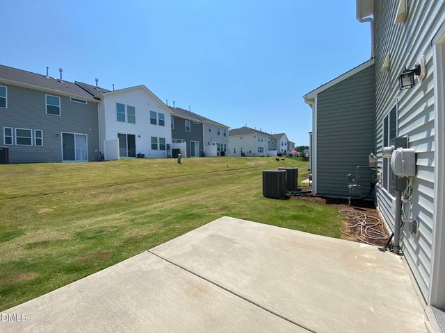 560 Barneswyck Drive, Fuquay Varina, NC 27526