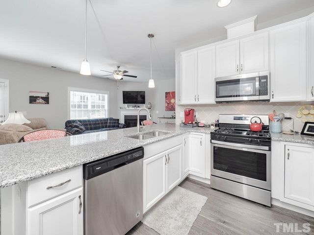 560 Barneswyck Drive, Fuquay Varina, NC 27526