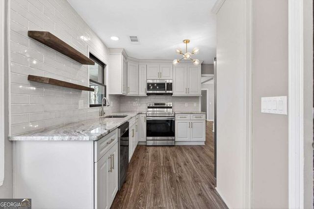 7328 Ivy Circle, Murrayville, GA 30564