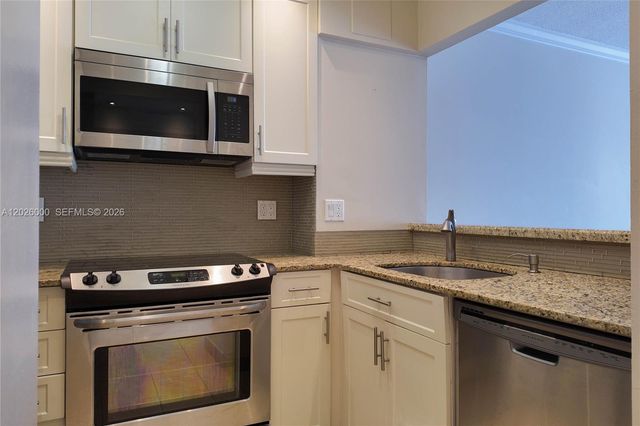 1965 S Ocean Dr 9L, Hallandale Beach, FL 33009