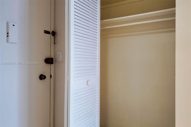 1965 S Ocean Dr 9L, Hallandale Beach, FL 33009