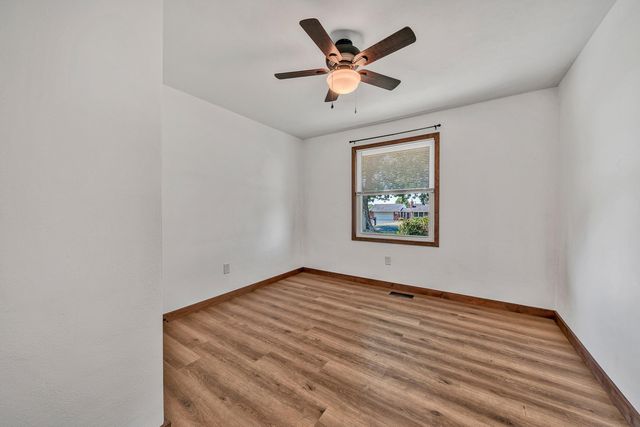 1084 Altice RD, Moneta, VA 24121