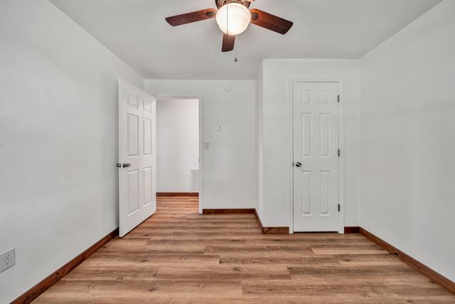 1084 Altice RD, Moneta, VA 24121