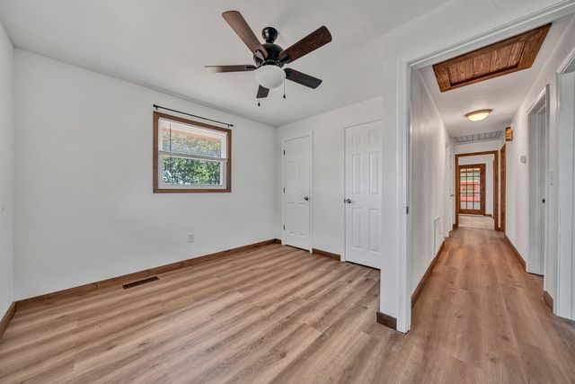 1084 Altice RD, Moneta, VA 24121