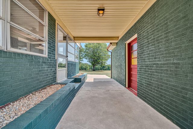 1084 Altice RD, Moneta, VA 24121