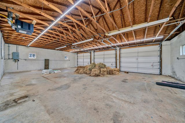 1084 Altice RD, Moneta, VA 24121