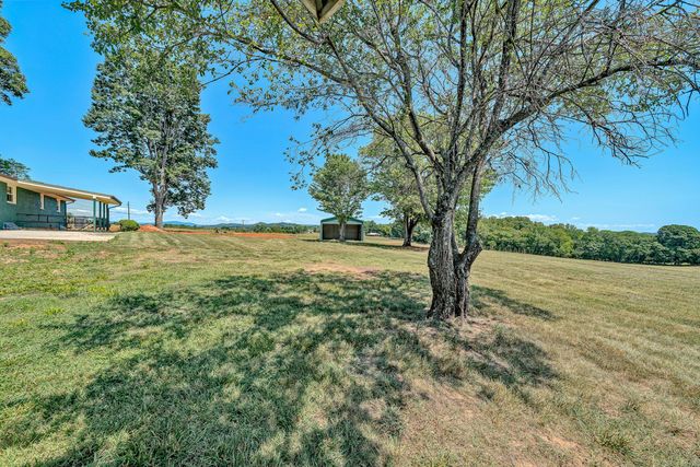 1084 Altice RD, Moneta, VA 24121