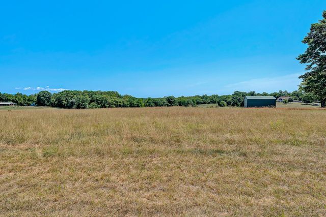 1084 Altice RD, Moneta, VA 24121