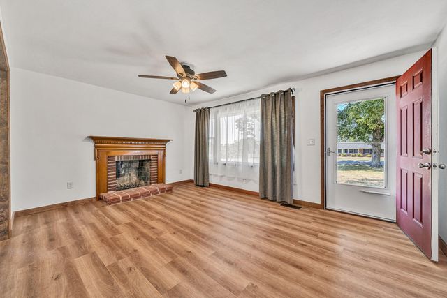 1084 Altice RD, Moneta, VA 24121