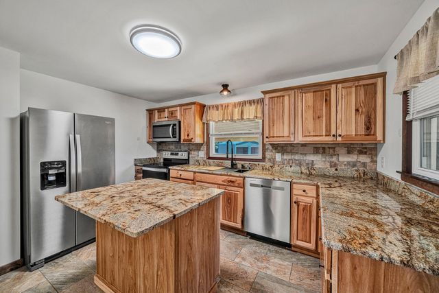 1084 Altice RD, Moneta, VA 24121