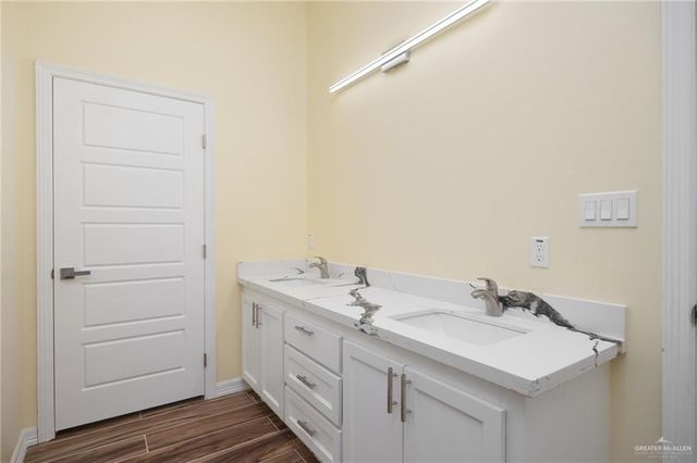 4025 Duncan Lane, Edinburg, TX 78542