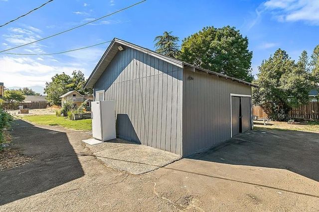 1007 Garfield Street, Medford, OR 97501