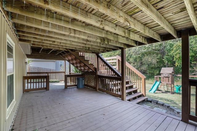 3665 SW Kimstin Circle, Blue Springs, MO 64015