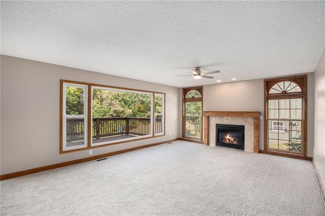 3665 SW Kimstin Circle, Blue Springs, MO 64015