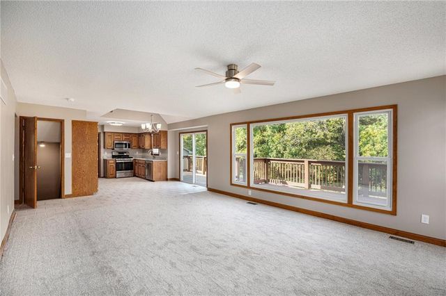 3665 SW Kimstin Circle, Blue Springs, MO 64015