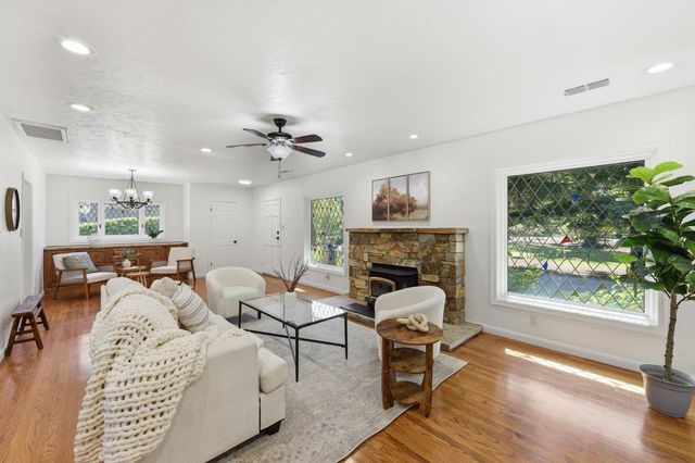 3012 Root Ave, Carmichael, CA 95608