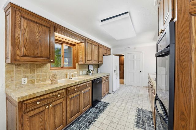 3012 Root Ave, Carmichael, CA 95608