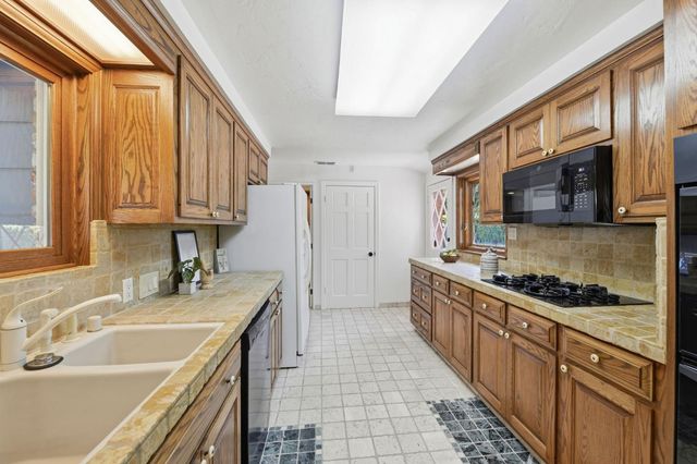 3012 Root Ave, Carmichael, CA 95608