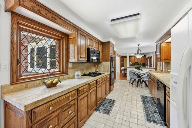 3012 Root Ave, Carmichael, CA 95608