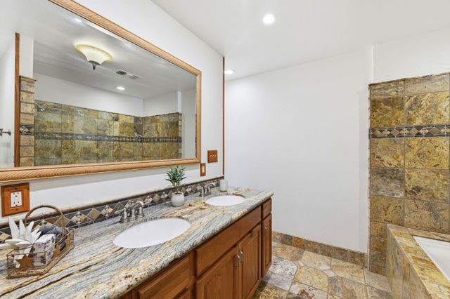 3012 Root Ave, Carmichael, CA 95608