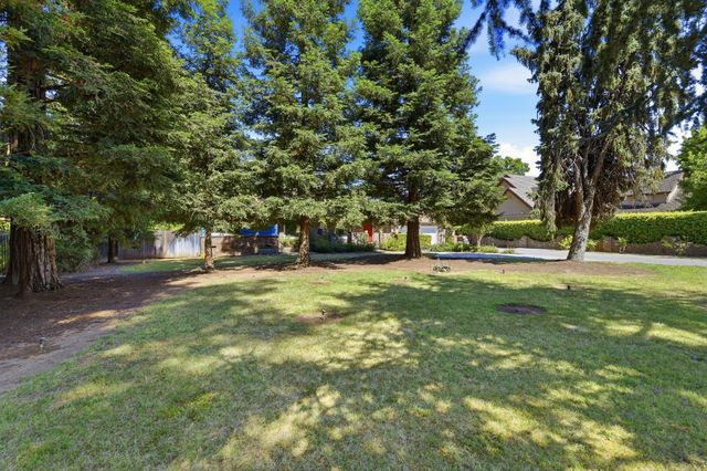 3012 Root Ave, Carmichael, CA 95608