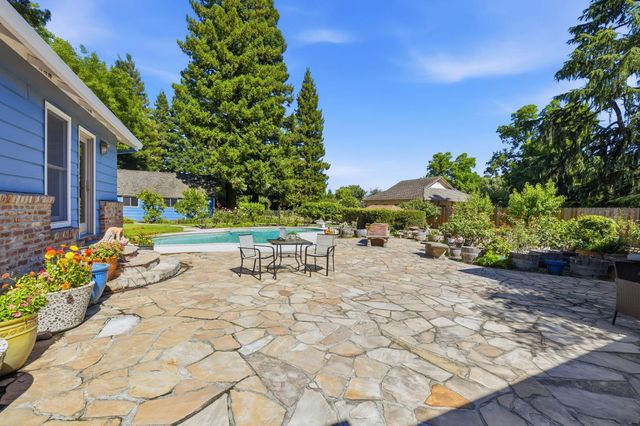 3012 Root Ave, Carmichael, CA 95608