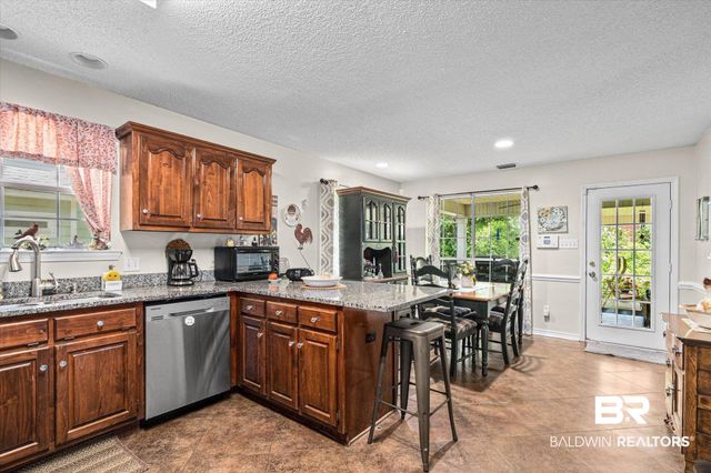 6408 Doubletree Court, Mobile, AL 36695