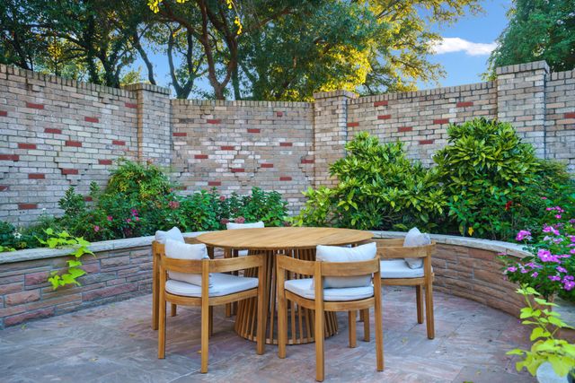 7104 Judi Court, Dallas, TX 75252