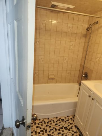 44 PIERCE AVE, Jc, Heights, NJ 07307