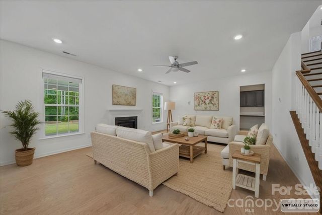 7202 Glenroe Drive, Huntersville, NC 28078