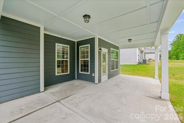7202 Glenroe Drive, Huntersville, NC 28078