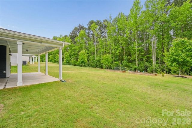 7202 Glenroe Drive, Huntersville, NC 28078