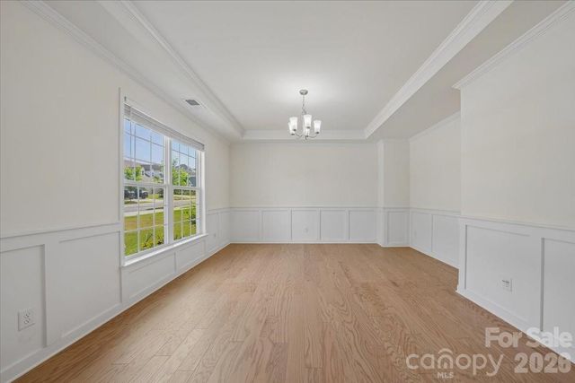 7202 Glenroe Drive, Huntersville, NC 28078
