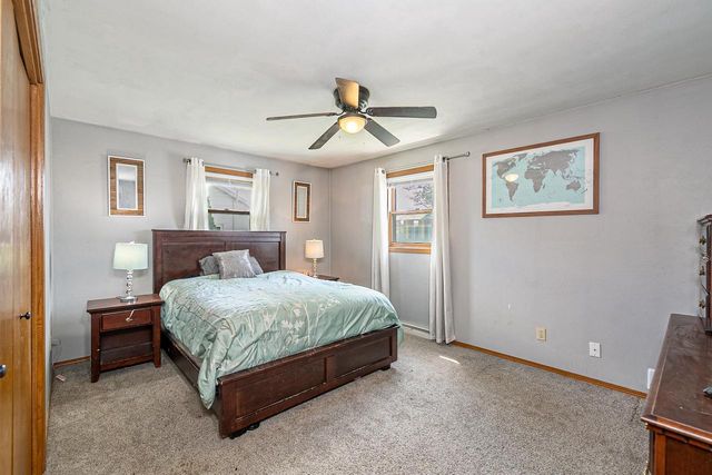 713 STRAWBERRY LANE, Kimberly, WI 54136